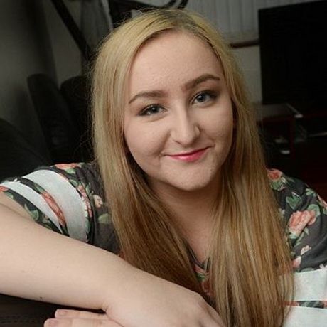 Η κοπέλα που έχει έμετο 20 φορές την ώρα!