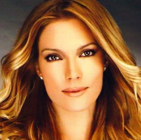 Βίκυ Καγιά: «Ασφαλώς και έχω γνωρίσει τα παιδιά του συντρόφου μου!»