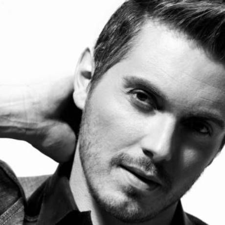 Μιχάλης Χατζηγιάννης: «Δεν νιώθω ασφυκτικά μέσα στον κόσμο αλλά απόλυτα ελεύθερος»!