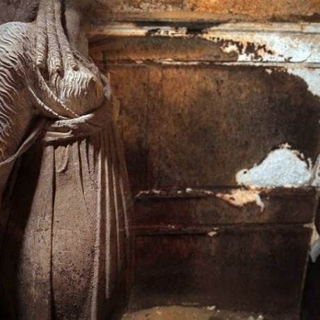 Αμφίπολη: Επιχείρηση – «εισβολή» στον τρίτο θάλαμο του τάφου