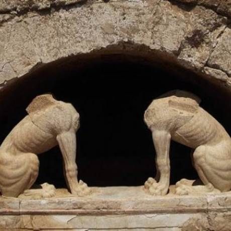 Αμφίπολη: Το SMS για τον τάφο που «τρελαίνει» τα Social Media