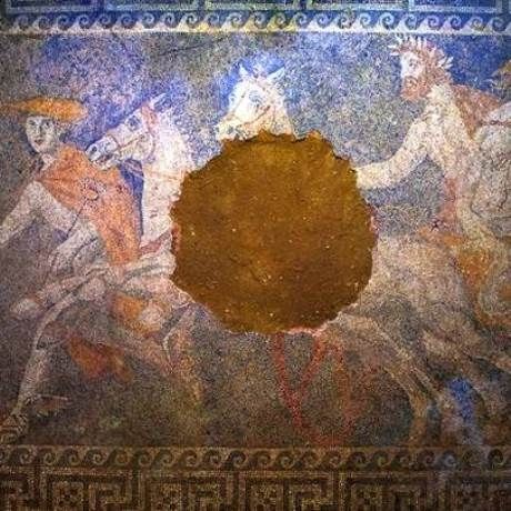 Η σαρκοφάγος του Μεγάλου Αλεξάνδρου και ο νεκρός του τάφου