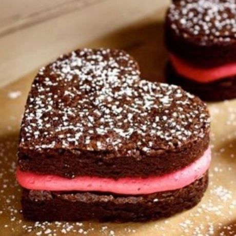 10 λαχταριστά γλυκά εμπνευσμένα από την ημέρα του Αγίου Βαλεντίνου! (εικόνες)