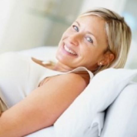 Νέα έρευνα: Οι γυναίκες που γεννάνε μετά τα 35 ζουν περισσότερο!