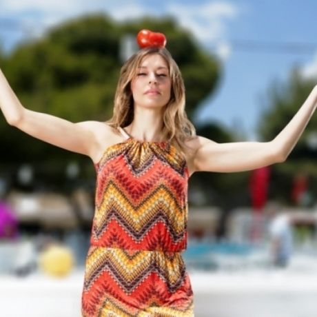 Ζώδια και Αστέρια: Η Ζέτα Δούκα και η «νέα εποχή» που ανοίγει ο Ουρανός στην καριέρα της