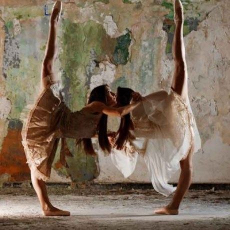 Corpus Lingua: παράσταση χορού στο Faust