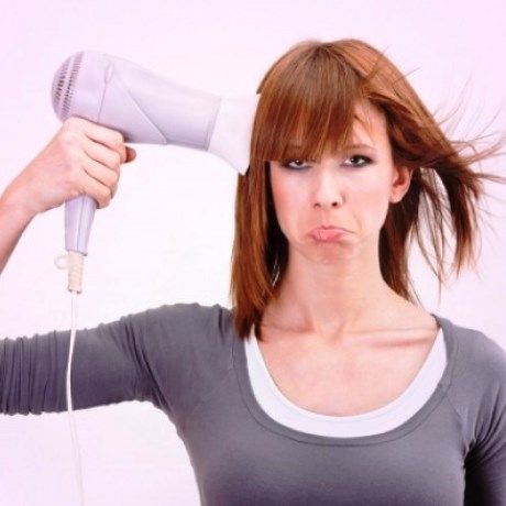 Μαλλιά χωρίς όγκο; Δείτε ποιο θρεπτικό συστατικό σας λείπει