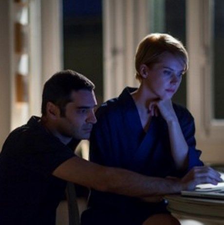 Ένας άλλος κόσμος έρχεται το φθινόπωρο του '15, από τον Χριστόφορο Παπακαλιάτη