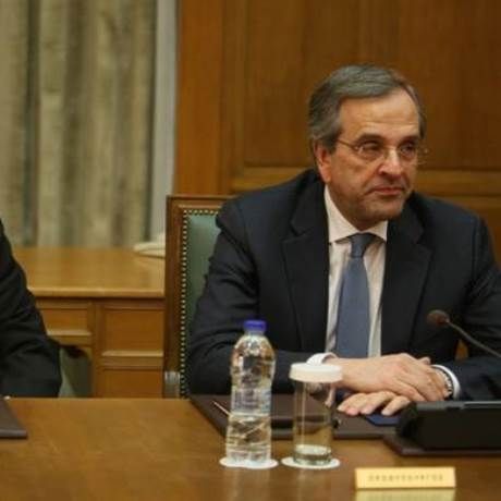 Βουλή: Το Βατερλό Σαμαρά, ο εκνευρισμός Βενιζέλου, η ηγετική εμφάνιση Τσίπρα