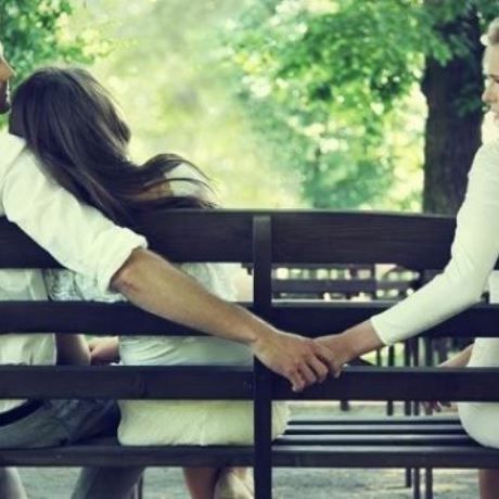 Τεστ: Μάθε αν σε απατά ο/η σύντροφός σου