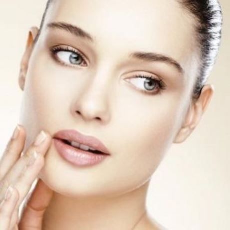 Ανακαλύφθηκε ένζυμο που μπορεί να «φρενάρει» τη γήρανση του δέρματος