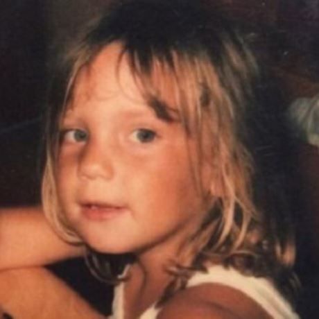 Αναγνωρίζετε το κοριτσάκι της φωτογραφίας; Είναι η διάσημη ηθοποιός...