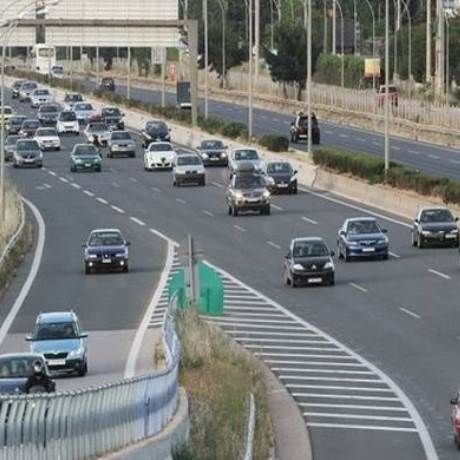 «Συναγερμός» στην Εθνική Αθηνών - Λαμίας - Φωτιά σε φορτηγό