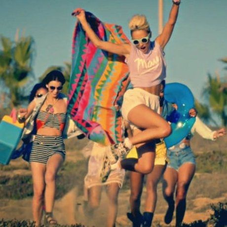 Τhe fun is here! Μόνο εμείς ξέρουμε τα dos & don'ts των καλοκαιρινών πάρτι!