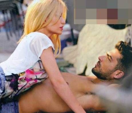 To καυτό σορτσάκι της Καινούργιου και ο ημίγυμνος Αναδιώτης!