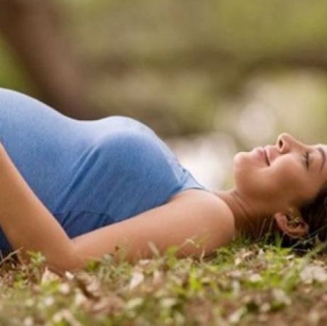 Πρόωρος τοκετός: Η μαιευτήρας γυναικολόγος Όλγα Μπίκου μας λύνει όλες τις απορίες