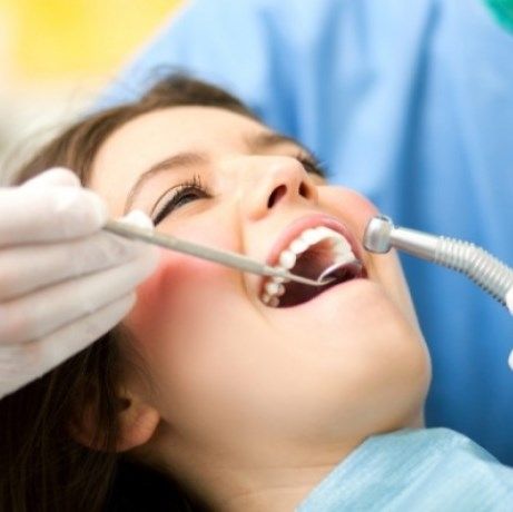 Πότε ένα δόντι χρειάζεται σφράγισμα; Ό,τι πρέπει να γνωρίζετε πριν τον οδοντίατρο