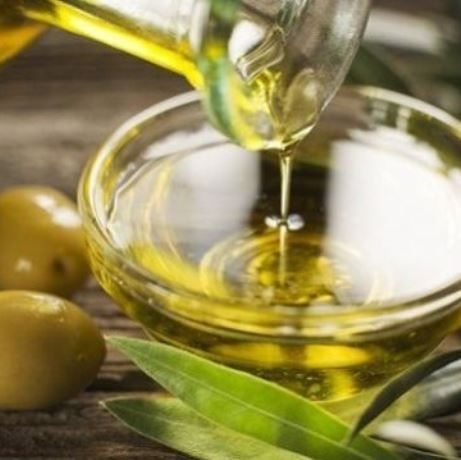 Έτσι θα εξαφανίσετε το λεκέ από λάδι σε λιγότερο από 10 λεπτά!