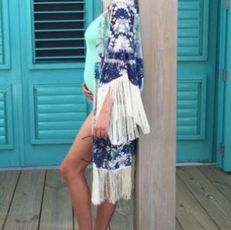 Διάσημη έγκυος μαμά απολαμβάνει τις διακοπές της στις ακτές της Καραϊβικής! (εικόνες)