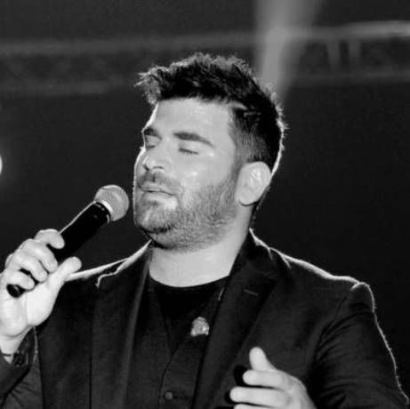Παντελής Παντελίδης: Σπαραγμός στο μεγάλο «φινάλε» του τραγουδιστή