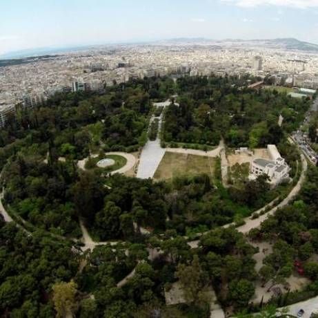 Η Αθήνα στους 10 ιδανικούς Ανοιξιάτικους προορισμούς για τους Βρετανούς