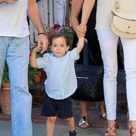 Ο γιος του διάσημου παρουσιαστή έχει μεγαλώσει πολύ!