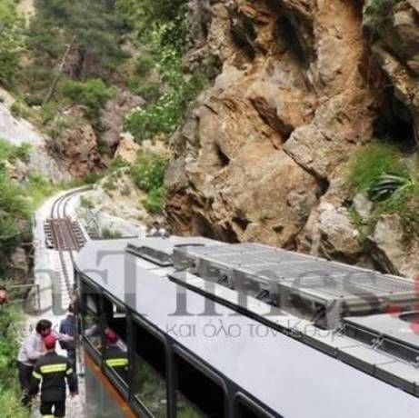 «Δάκρυσε» ο Βουραϊκός - Η κραυγή της μάνας και ο μονόλογος του πατέρα του 9χρονου