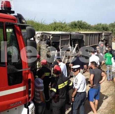 Ατύχημα με λεωφορείο του ΚΤΕΛ στην Πάτρα - Στους 21 οι τραυματίες (pics-vids)
