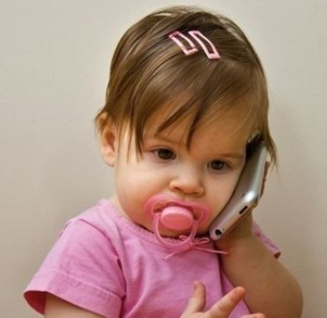 Παιδί και κινητό: Τι θα πρέπει να κάνετε-Συμβουλεύει η ψυχολόγος Αλεξάνδρα Καππάτου