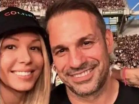 Γιατί σοκάρει που ο Ντέμης έβγαλε selfie μετά τον θάνατο της Αλεξάνδρας Νικολαΐδου;