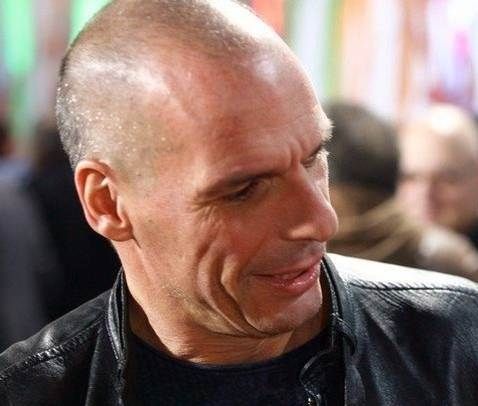 Γιάνης Βαρουφάκης: Γιατί γράφει το όνομά του με ένα «ν»