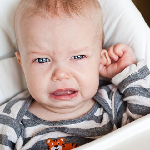 Ωτίτιδα στα παιδιά: Πόσες μέρες πρέπει να παίρνουν αντιβίωση και γιατί