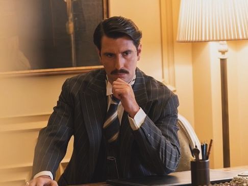 Ο θρήνος Γεροντιδάκη και η μεγάλη ανατροπή του Grand Hotel: «Εξαφανίζει» τη δεύτερη μητέρα του