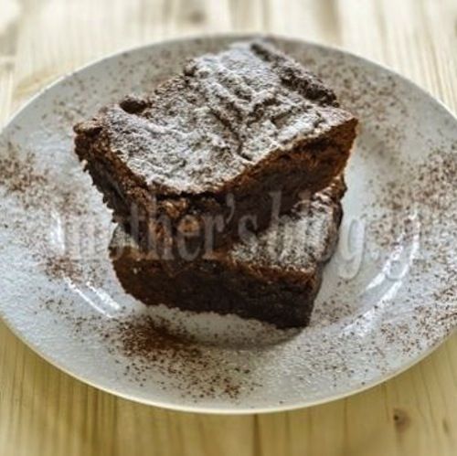 Aυτό είναι γλυκό! Σοκολατένια brownies με ελαιόλαδο από τον Γιώργο Γεράρδο