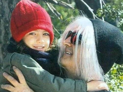 Κυρίες και κύριοι ο Καρβέλας Junior!