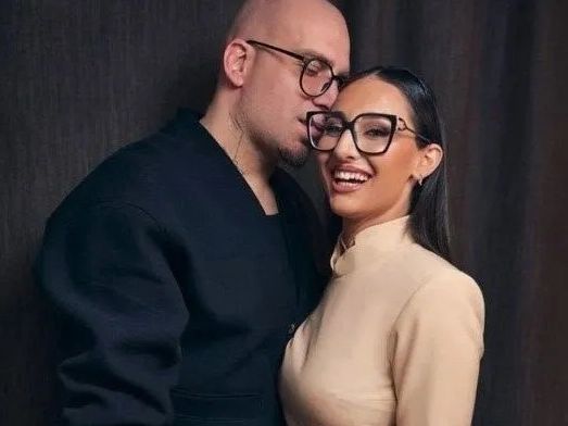 Η Κλαυδία και ο Oge της έχουν γενέθλια και η ευχή ήρθε με Έφη Θώδη