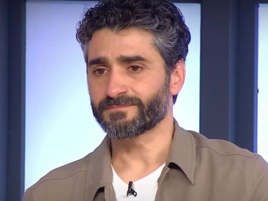 Η on air συγκίνηση του Προκόπη Αγαθοκλέους έκανε το κοινό να τον αγαπήσει ακόμη περισσότερο