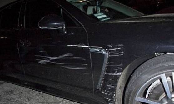 Η... μερική καταστροφή της αξίας 80.000 δολαρίων Porsche της…