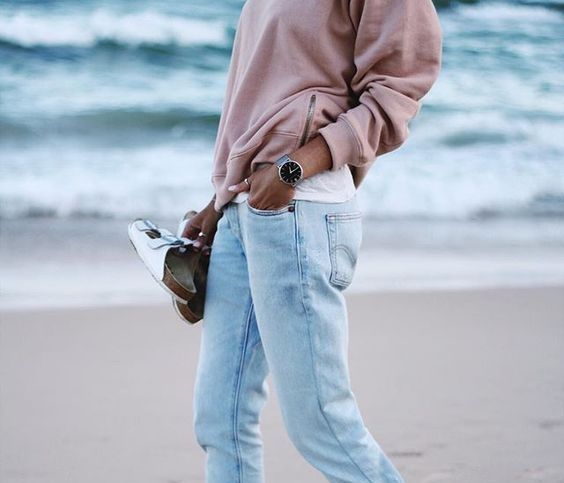 Πέντε τρόποι να αποφύγετε τη μείωση του ύψους όσο μεγαλώνετε!