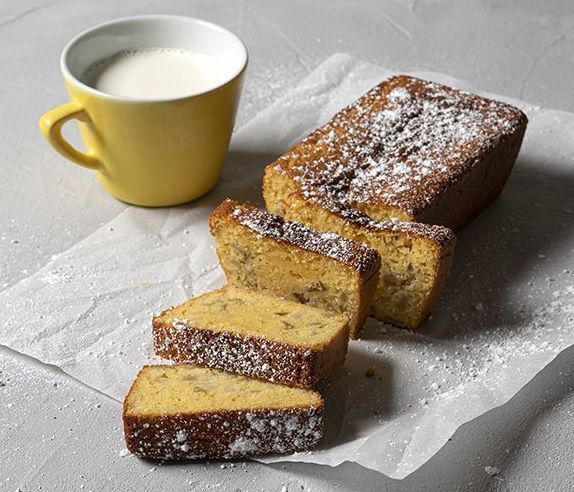 Άκης Πετρετζίκης: Κέικ με αχλάδι