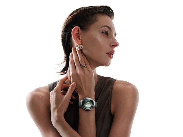 HUAWEI WATCH 5: To πιο κομψό smartwatch που ξέρει τι χρειάζεσαι πριν το ζητήσεις