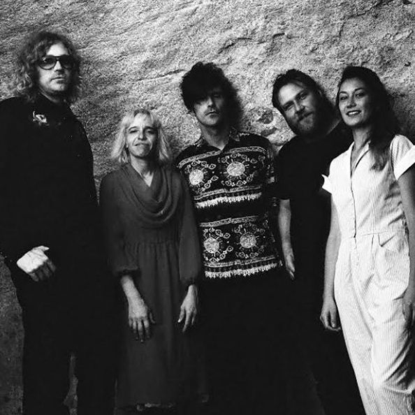 Οι Besnard Lakes live στο six d.o.g.s