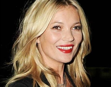 Έτσι είναι η Kate Moss χωρίς photoshop!