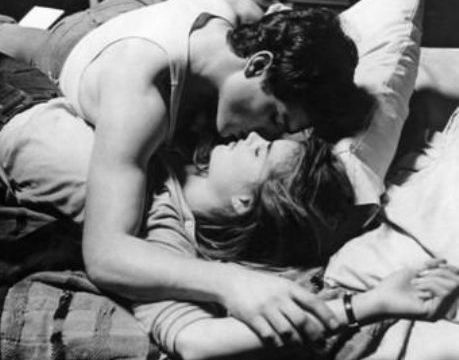 Θες περισσότερη ικανοποίηση; 8 τρόποι θα σε φέρουν πιο κοντά στον οργασμό