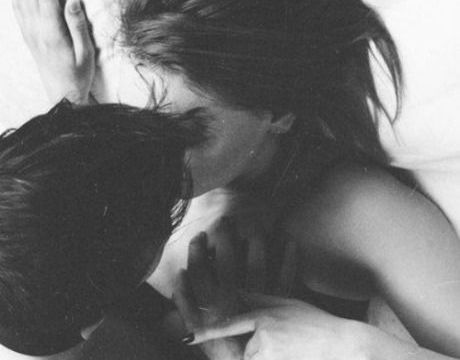 8 ερωτικά κόλπα που δεν έχεις δοκιμάσει ποτέ και θα σου χαρίσουν αξέχαστο σεξ