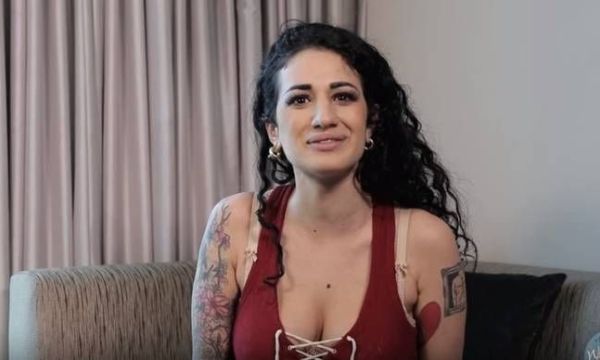 Τελικά φθάνουν σε οργασμό οι πορνοστάρ στα γυρίσματα ροζ ταινιών; (video)