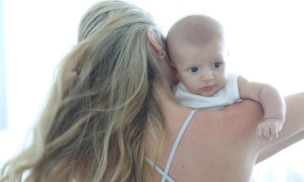 Η νέα μανούλα και supermodel έχει αυτό το σώμα 3 μήνες μετά τη γέννα