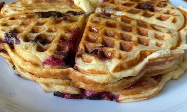 Βάφλες με μύρτιλο ακά Blueberry waffles