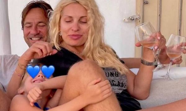 Ο Μάκης Παντζόπουλος έχει τεράστια αδυναμία στη 10χρονη Μαρίνα και αυτές οι φωτό τους είναι «Όναρ»