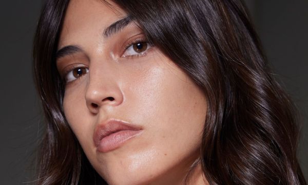 Όλα τα οφέλη της ρετινόλης που πρέπει να γνωρίζεις για την επιδερμίδα του προσώπου και του σώματος